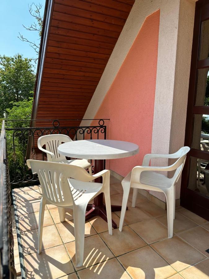 Apartment Roman Villa Hévíz Dış mekan fotoğraf